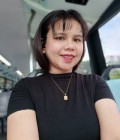 Kanyapat 44 ans บำเหน็จณรงค์ Thaïlande