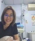 Pohn 54 ans Center Thaïlande