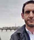 Julien 44 ปี Paris France