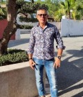 Franck 60 ปี Frejus France