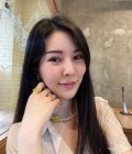 Amara 35 ans Trang Thaïlande