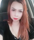 Nicha 48 ans Hatyai Thaïlande