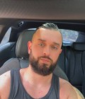 Loic 37 ปี Gardanne France