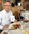 เฉลิม สมชาย 61 ปี  ไทย