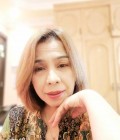 Nitsiree VIP 54 ans Latin Caracter Thaïlande
