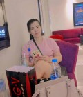 Oil 30 Jahre Chaiyaphum Thailand