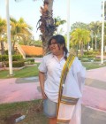 อรไพลิน เจริญบุญ 22 ans Bangkok  Thaïlande