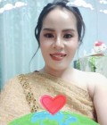 Ratchanee 40 ans ยางตลาด Thaïlande