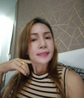 Napalai 48 ans Rayong Thaïlande