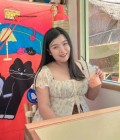 Pennapa 30 ans Phetchaburi Thaïlande