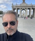 Chris 45 ปี Paris France