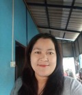 Wilai 46 ans Hone Thaïlande