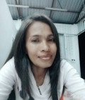 Thip 52 ans Nakhon Si Thammarat Thaïlande