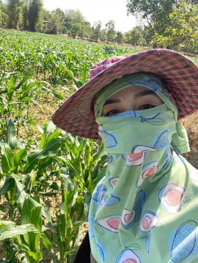 Supatra 40 Jahre ตาลสุม Thailand
