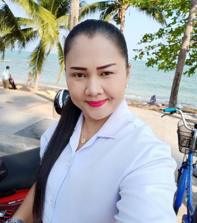 Arree 47 ปี Pattaya ไทย