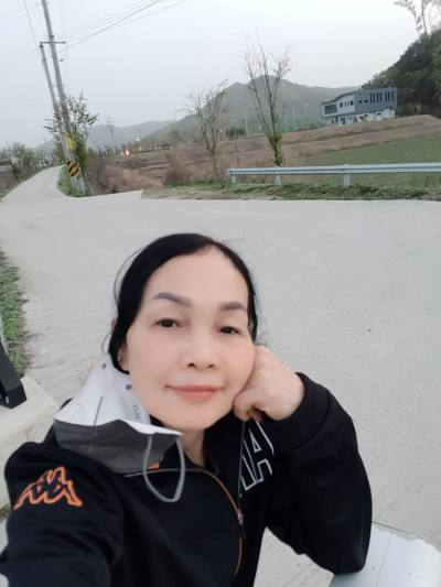 Yada 58 ans ไทย Thaïlande