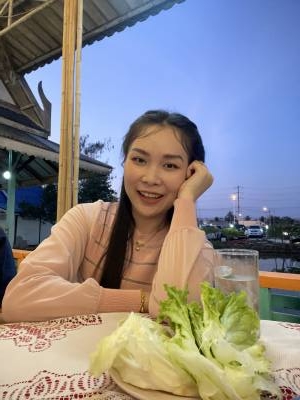Baifern 28 Jahre Samut Prakan Thailand