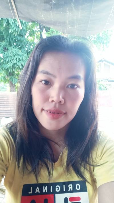 Peaw 36 years Lom Sak Thailand