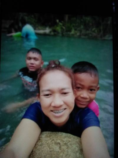 Pleaw 40 ans พุนพิน Thaïlande