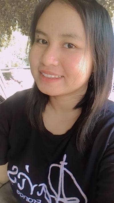 Aom 28 ans ลพบุรี Thaïlande