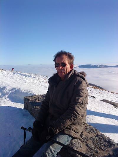 Jean 63 ans Thouars France