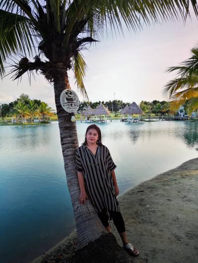 Thida 50 ans Bangkok  Thaïlande