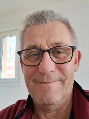 Didier 61 ปี Sin-le-noble France
