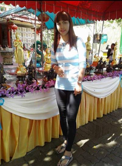 Sa 29 ans Khun Thot Toll Plaza Thaïlande