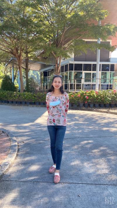 Kate 41 ans Muang  Thaïlande