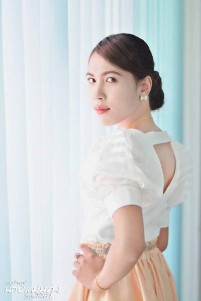 Yui 31 ans มโนรมย์ Thaïlande