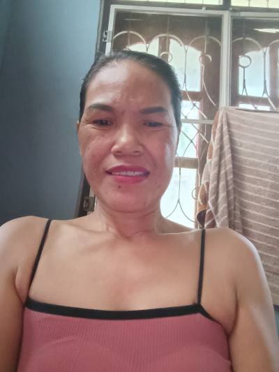 Anong 48 ans  Ningrue Thaïlande