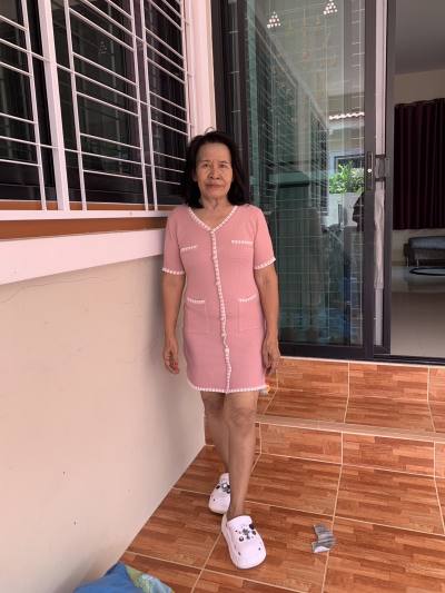 Aon 61 years Phua  Aonsiri Thailand