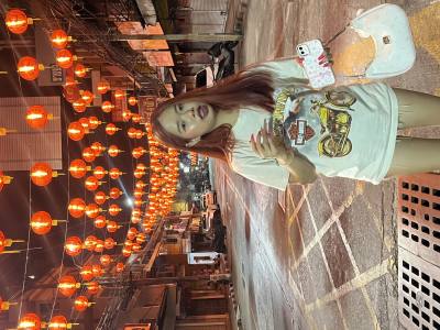 Molee 23 ans Yumiko Karaoke  Thaïlande