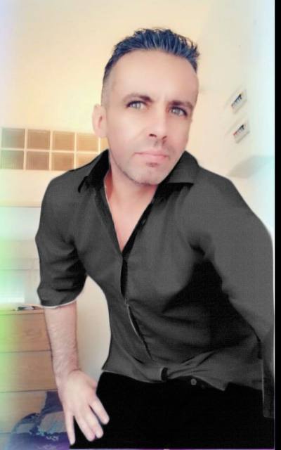 Julien 40 ปี Cambrai  France