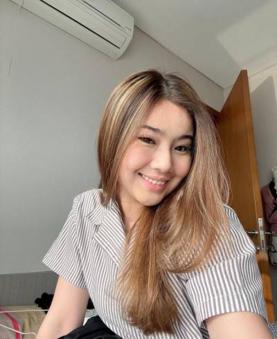 Keety 25 ans Pattaya Thaïlande