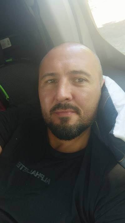 Stephane 39 ปี Valenciennes  France