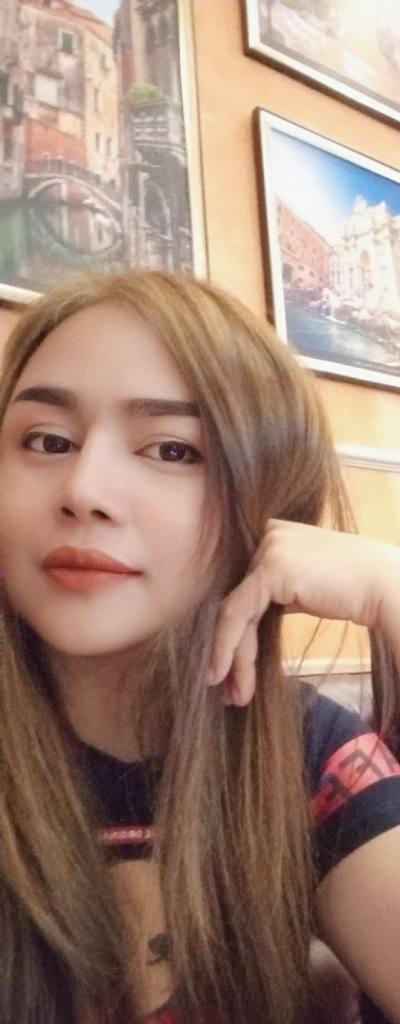 Ranya 44 Jahre Vongthong Thailand