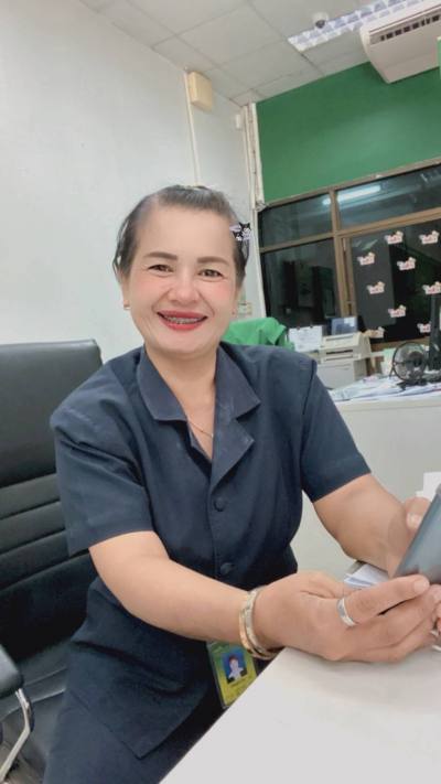 Noi 48 ans Muang  Thaïlande