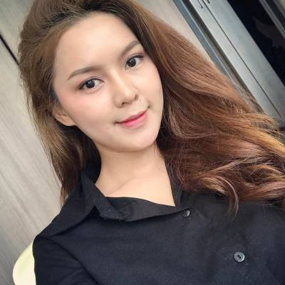 Nora 34 years Bangkok Thailand