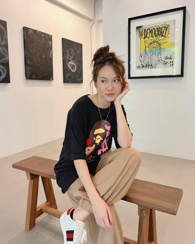 Chom 34 Jahre Bangkong Thailand