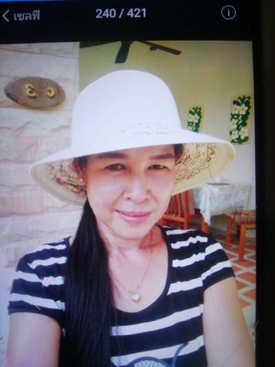 Ying 56 Jahre Hua Hin Thailand