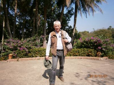 Jean 66 ปี Sainte Croix France