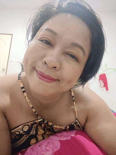 Charuwan 40 ans Rayong Thaïlande