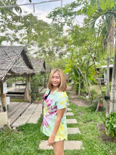 Annita 48 Jahre Pathum Thani Thailand