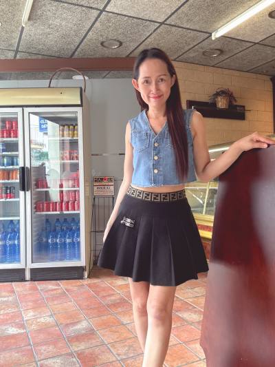 Saowarak 44 years Hua Hin Thailand