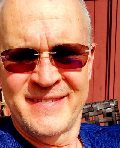 Andrew 60 ปี Surrey  Canada