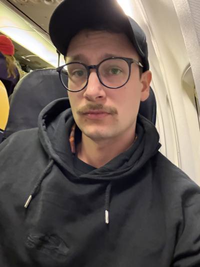 Anthony 31 ปี Prague Czech Republic