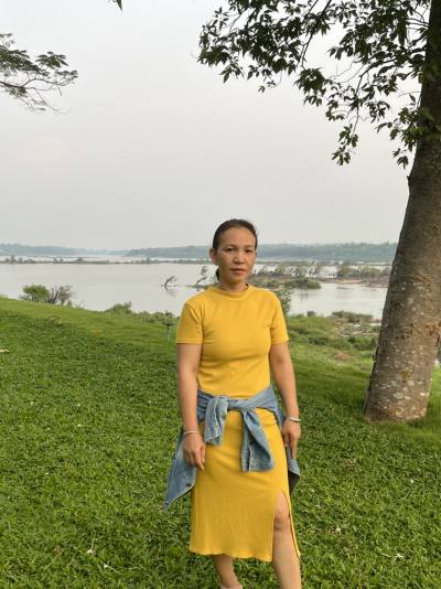 Eang 47 ans Muang  Thaïlande