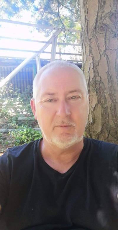 Eric 62 years Verviers  Belgium