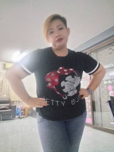 Sukanya 38 years เกาะพะงัน Thailand